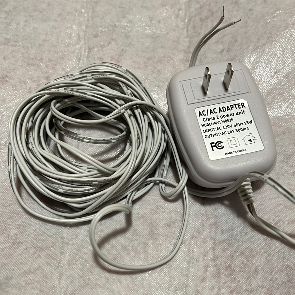 NWT AC Adapter